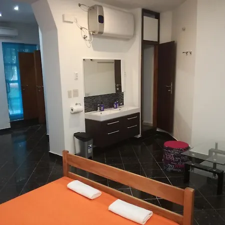 Feel Center Apartment *