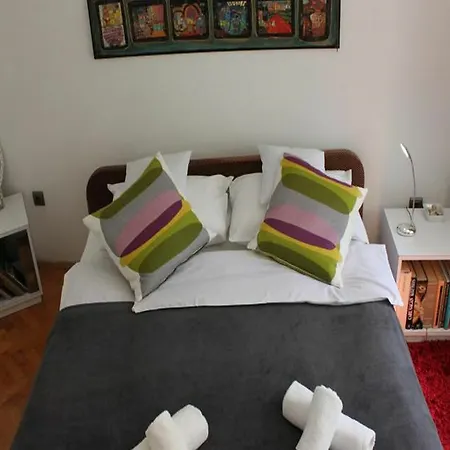 Feel Center Apartment *