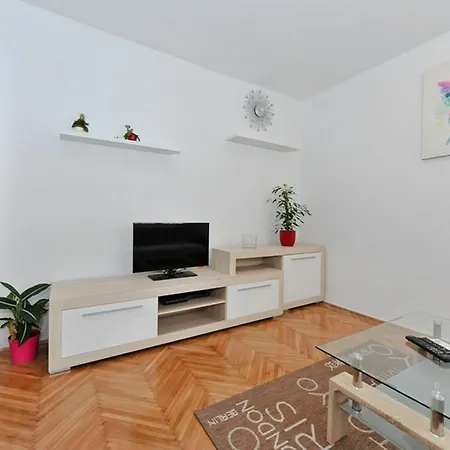 Feel Center Apartment Zadar